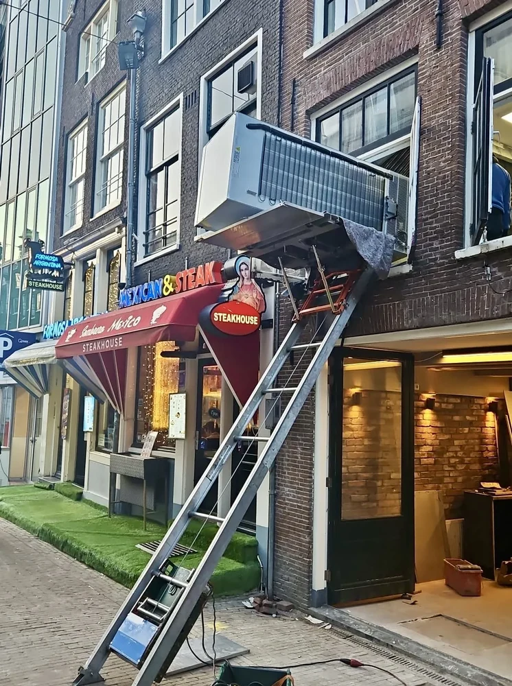 GEDA in smalle steeg Amsterdam centrum