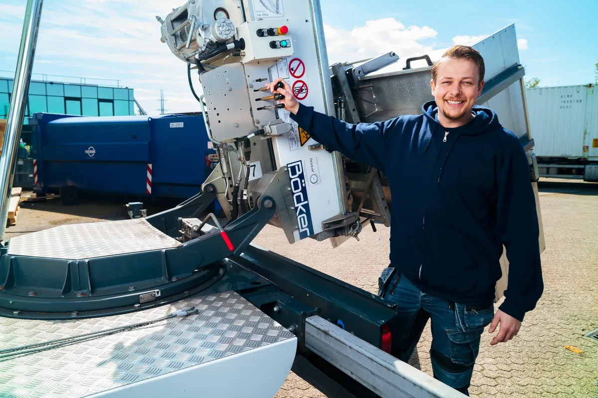 Operator bij Böcker verhuislift